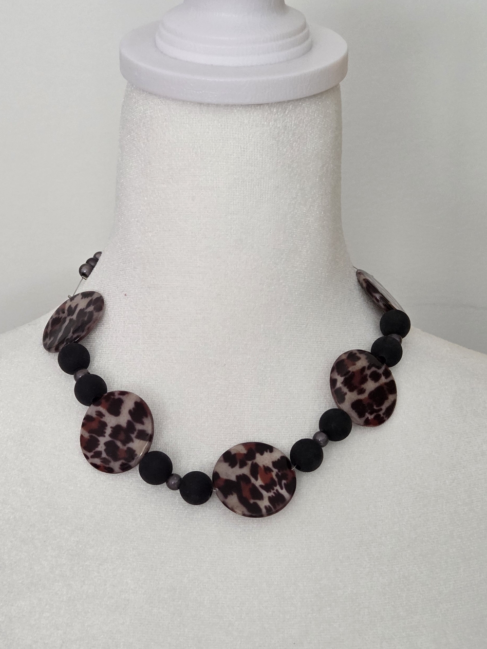 Leopard Print Disc Statement Necklace - Brown